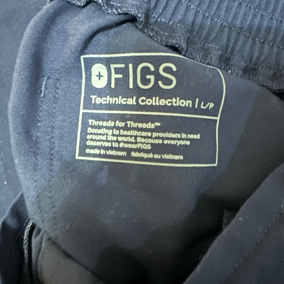 Figs High Waisted Livingston bootcut LP scrubs - Picture 2 of 2
